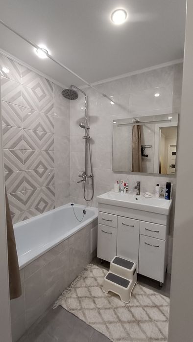 Продам 2 комн квартиру в ДСРЕ