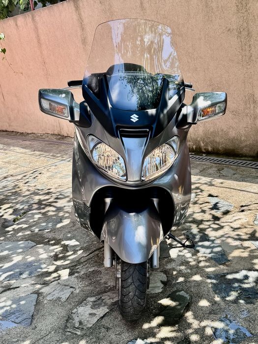 Suzuki Burgman 650 Executive ABS inmatriculat recent