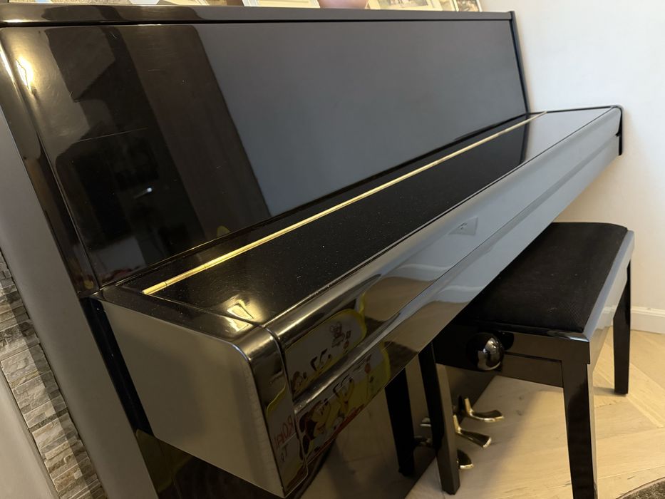 Pianina  Yamaha + scaun