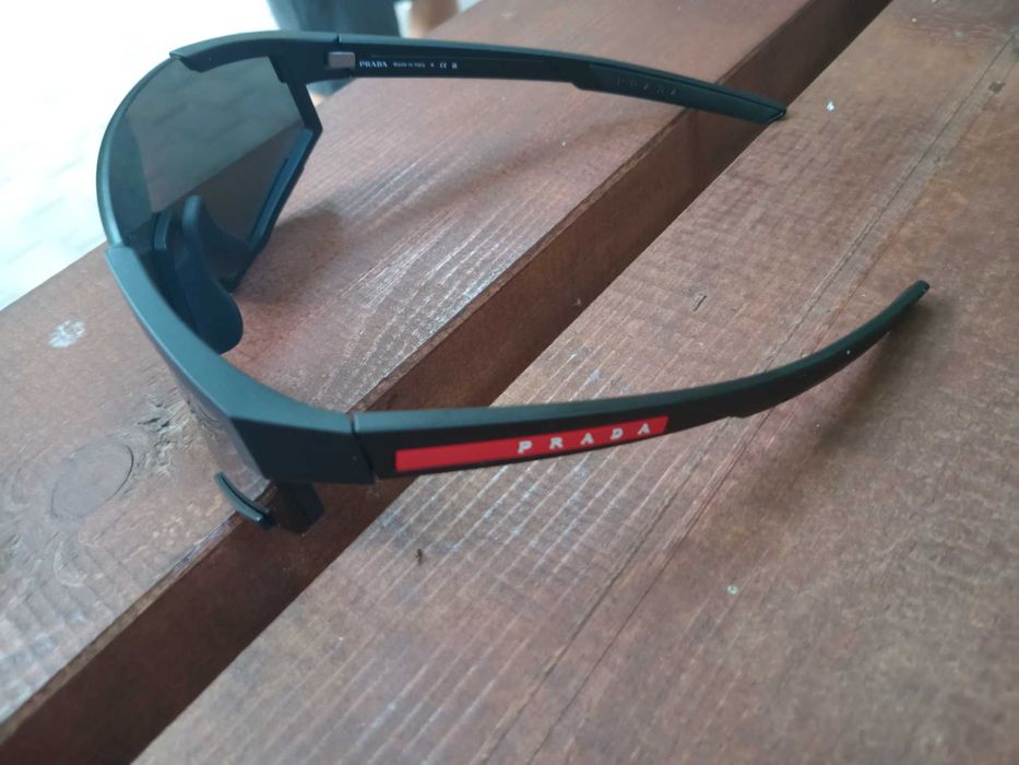 Sunglasess ochila prada