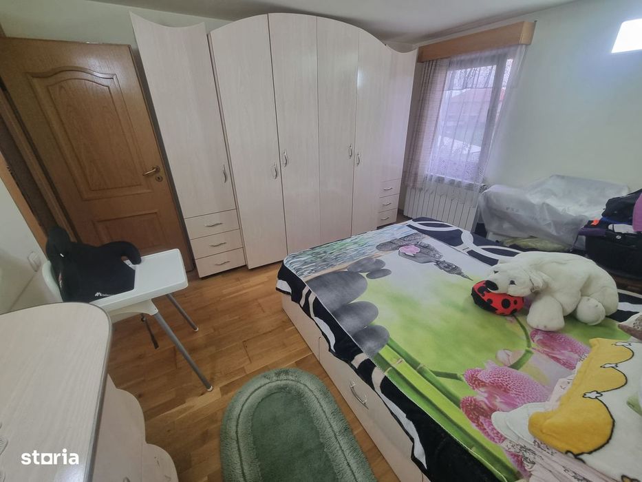 Vilă P+M,teren 1.790 mp,Simeria-zonă rezidențială