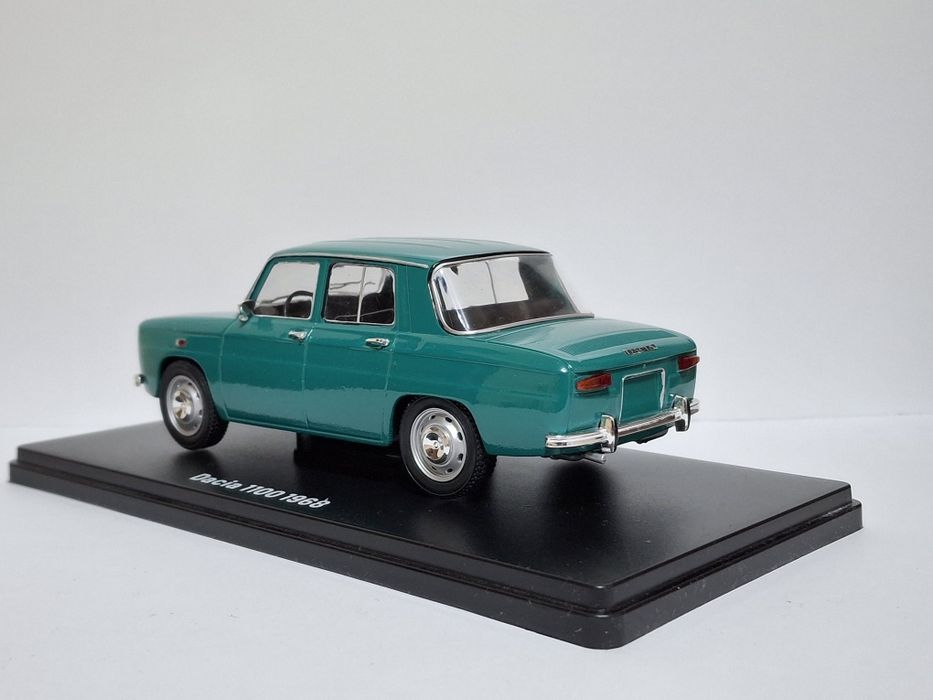 macheta dacia 1100 1:24 verde 57 hachette