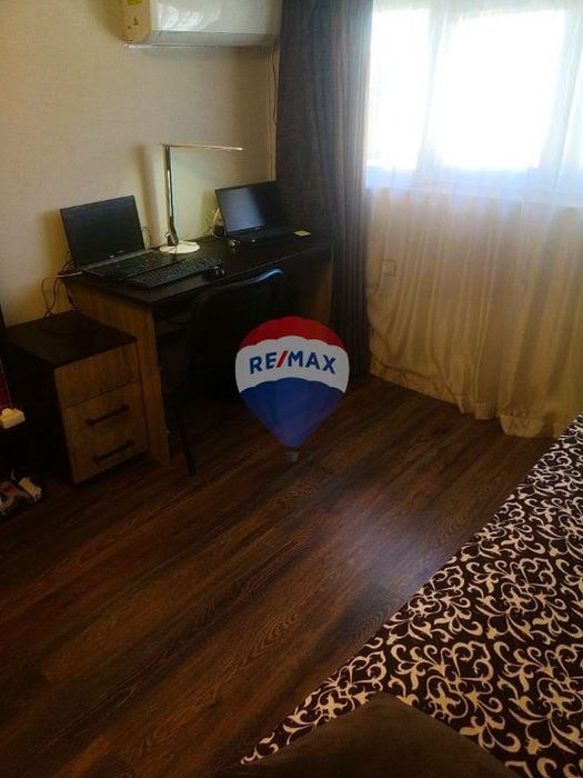 Продава се Тристаен апартамент в Варна, Операта - 105 кв.м за 2448 €/кв.м - Снимка #8