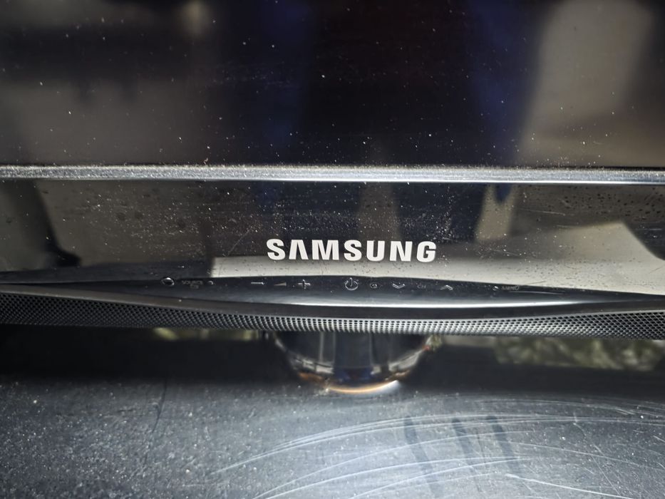 Vand tv Samsung diagonala 81 cm