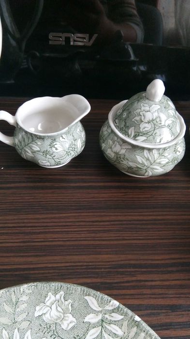 Сервиз за Чай на Английскa марка Royal Tudor