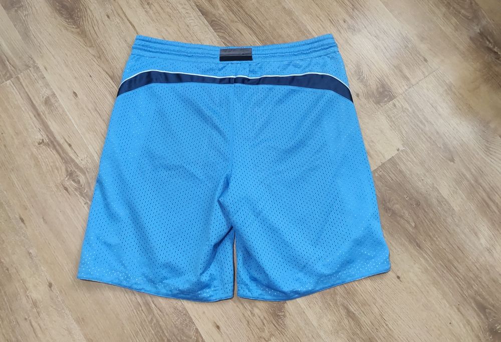 Pantaloni scurți Nike reversibili mărimea L