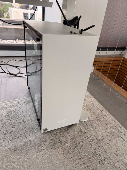 Мощен геймърски компютър AMD Ryzen 9 | GeForce RTX 2080 Ti | 32GB RAM | 1TB SSD + 2TB HDD