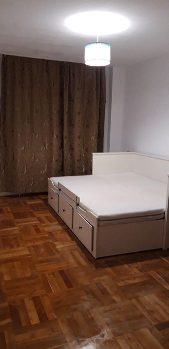 Dressing, frigider, cuptor, usi interioare, masina  de spalat, samd