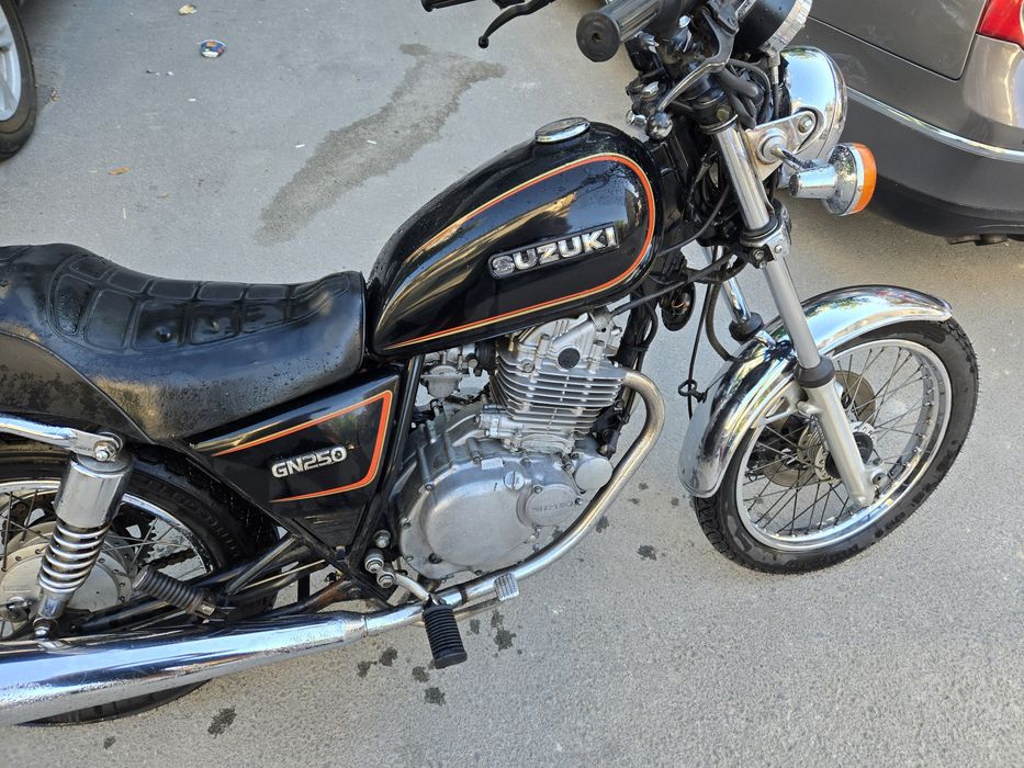 Suzuki GN 250 мотор