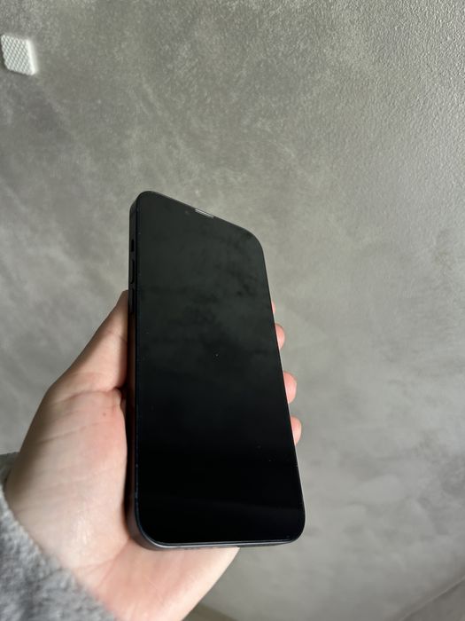 Iphone 13  Midnight 128GB