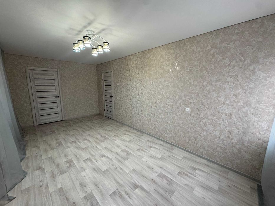 Продам 1-комнатную мкр Западный