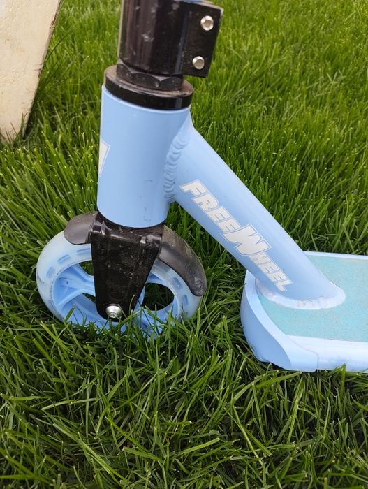 Trotineta electrica FreeWheel Kids, stare buna