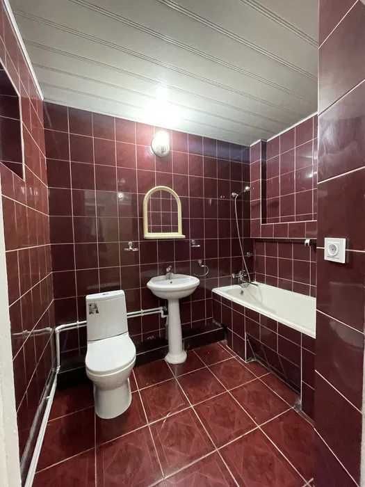 Срочно сдается дом 4 комнаты,Домбирабад.