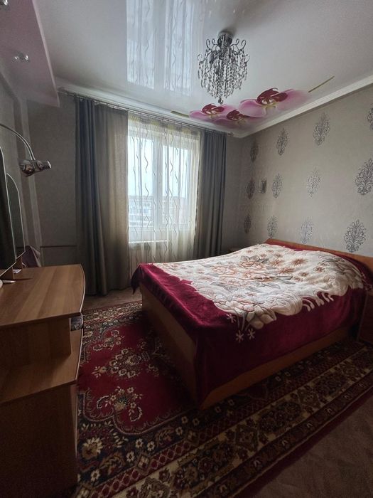 Продаётся 2- комнатная на КШТ