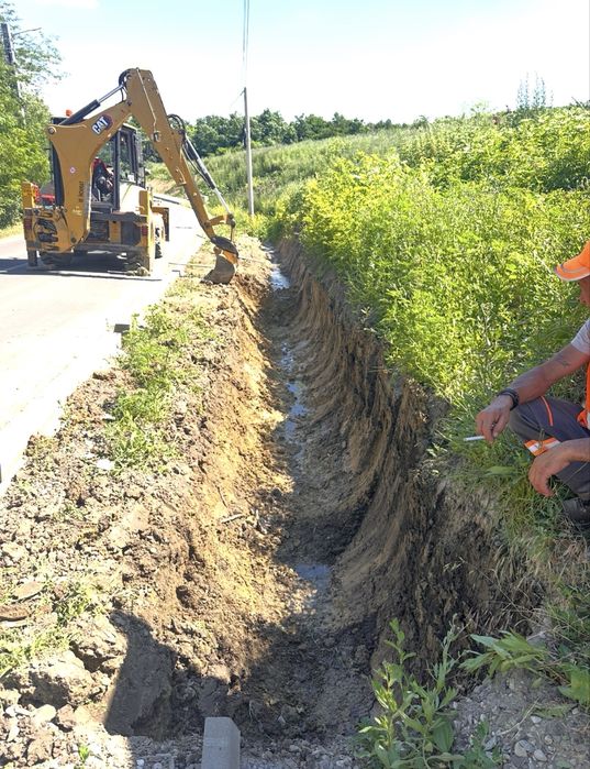 De închiriat buldoexcavator Iasi