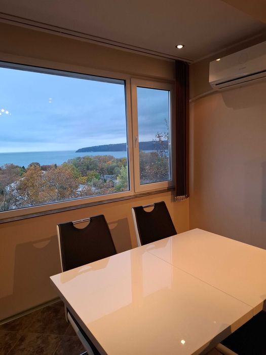 Дава се под наем Тристаен апартамент в Варна, м-т Акчелар - 60 кв.м за 650 € - Снимка #7