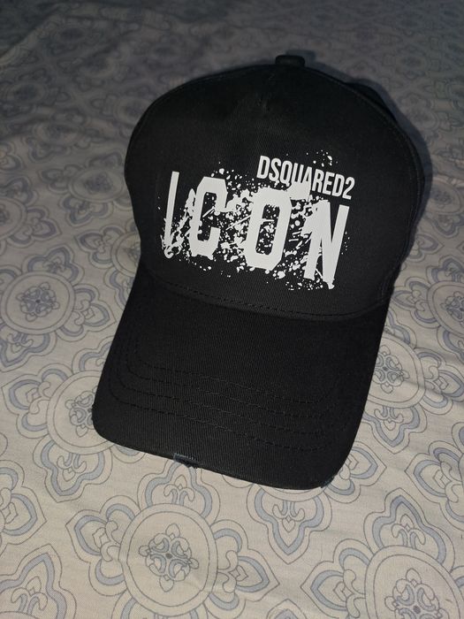 Sapca Dsquared2 noua