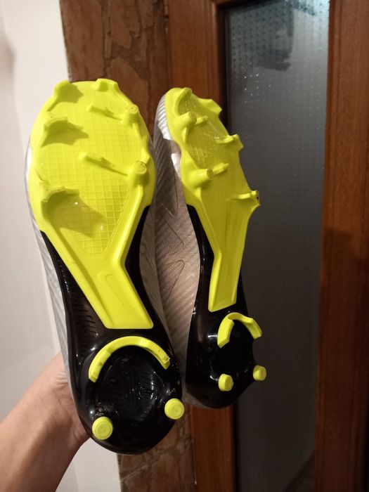 Vand crampoane NIKE Mercurial Zoom Vapor