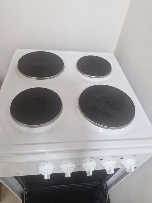 Продаётся элекктроплита