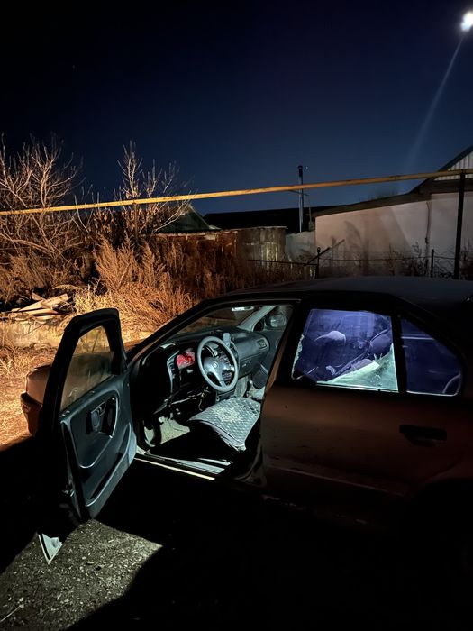 Ниссан примера п10