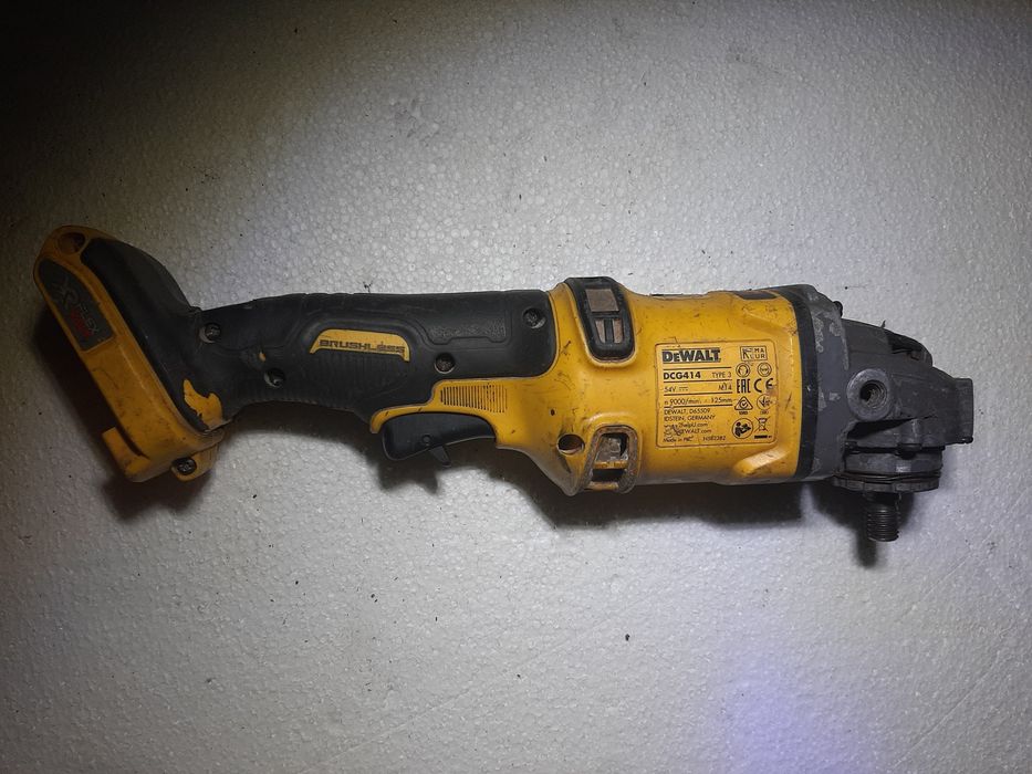 Devalt fle polizor dcg414 brushles
