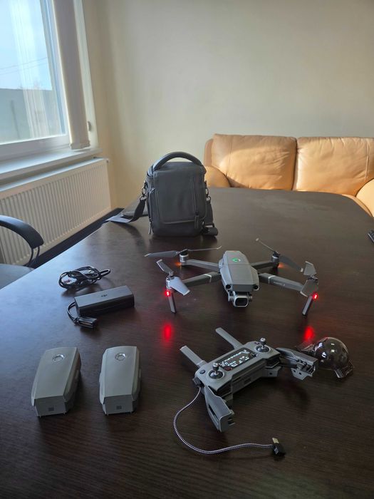 DJI Mavic 2 Pro, 3 acumlatori + geantă