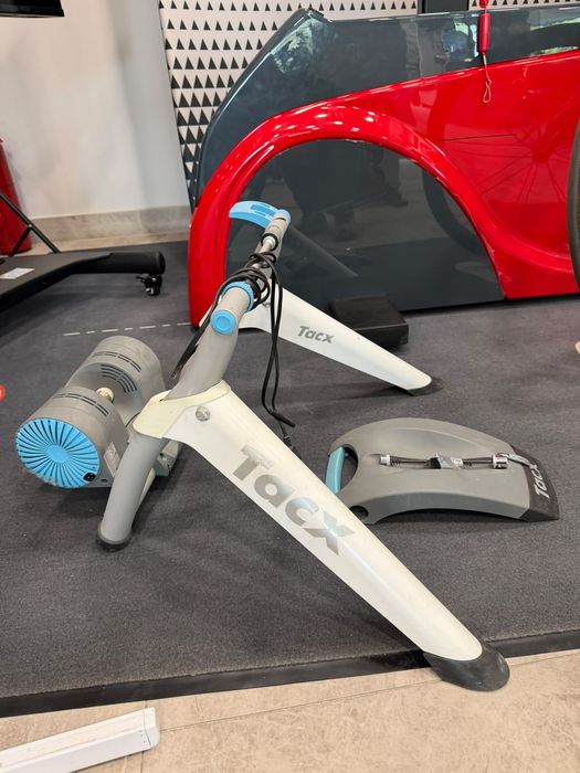 Велостанок Tacx Flow Smart