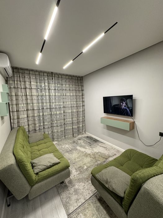 Продам двухкомнатную  квартиру