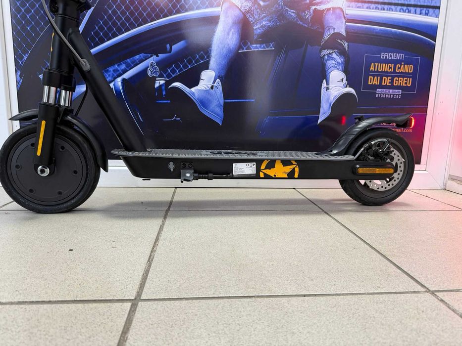 Trotineta electrica Jeep Sentinel V3 Noua AGP Amanet Cod 2011