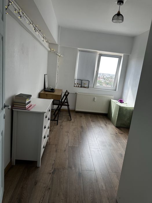 Apartament cu 3 camere în zona centrală