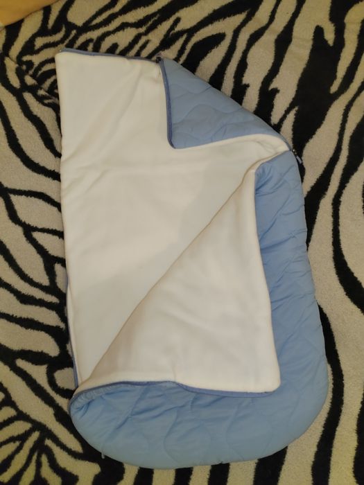 Конверт с комбинезоном на выписку