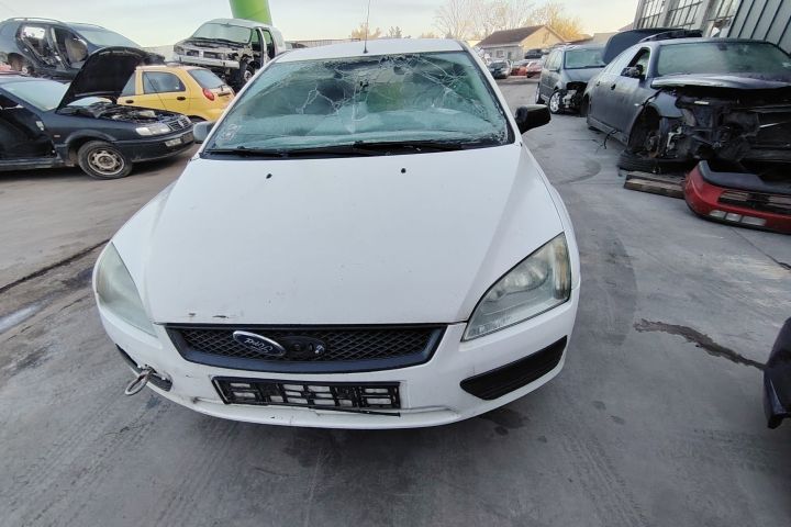 Lampa / Tripla stop stanga pe aripa Ford Focus 2005