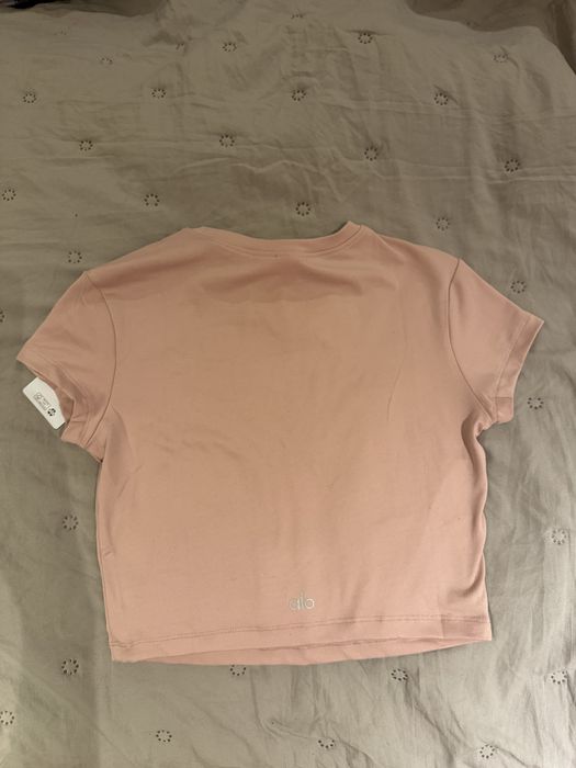 Спортен топ Alo Yoga