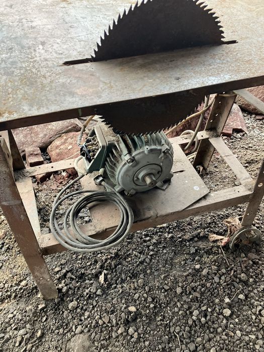 Циркуляри за дърво. 2 броя