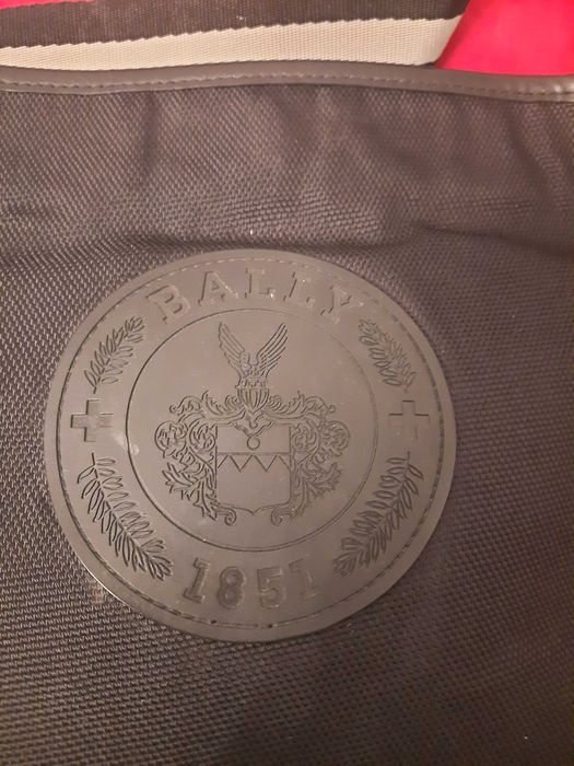 Pantofi + geanta de umăr Bally