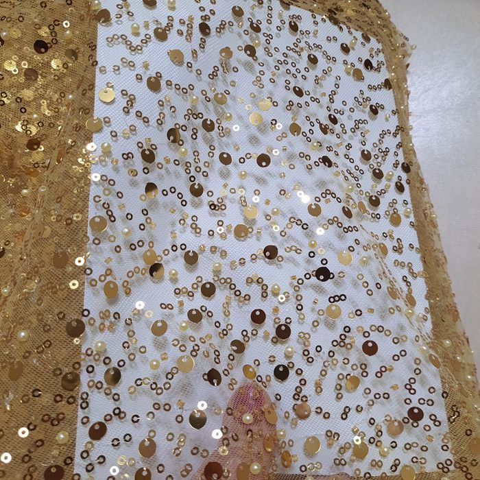 Tulle accesorizat cu paiete si margele, 460×160 cm