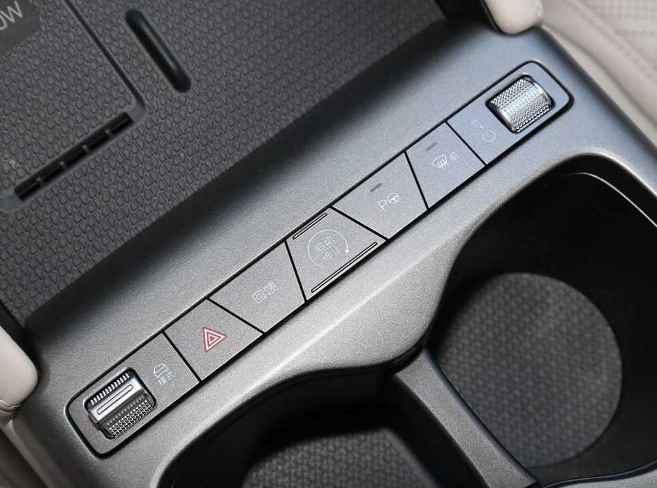 Byd Yuan Up Smart 1-pozitsiya!