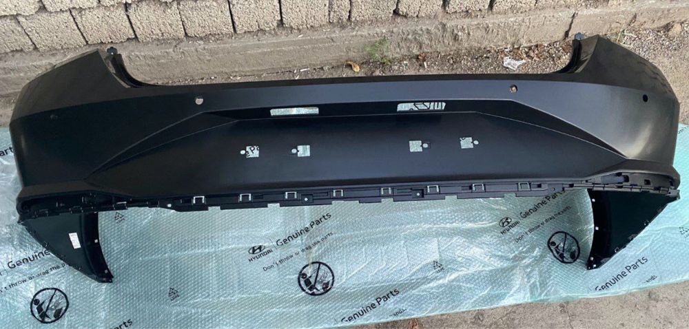 Hyundai Elantra oldi va orqa faralar