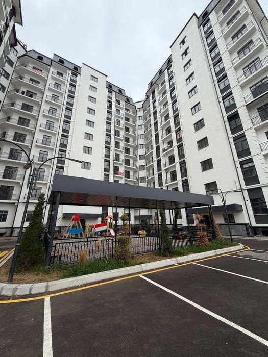 ЖК оби хаёт, 63m² раздельная, 2/6/11 Продаётся