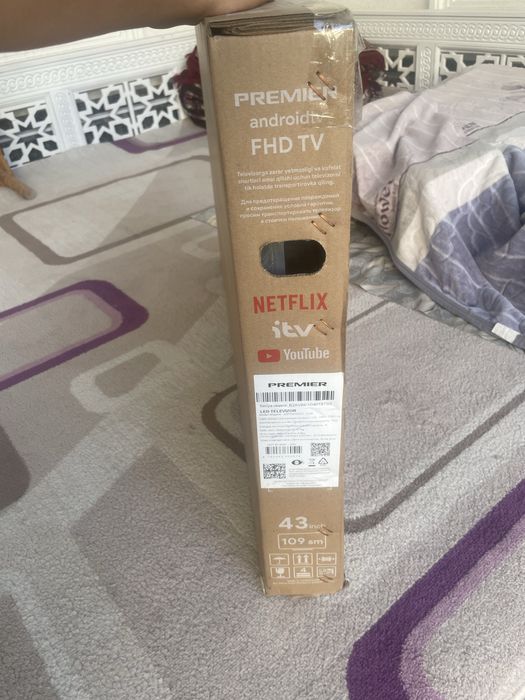 Premier Smart TV 43