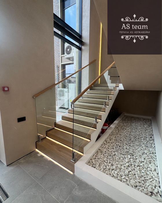 Стеклянные перила