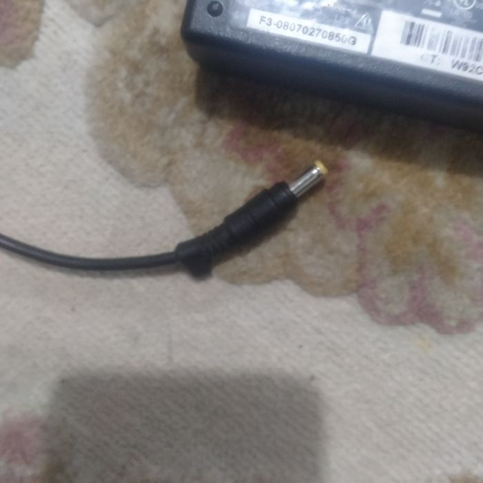 Блок питание(зарядка) для hp