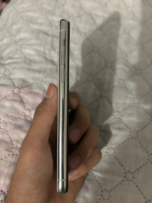 iPhone 11 pro белый цвет