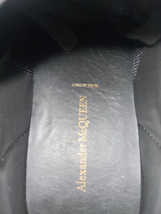 Alexander Mcqueen