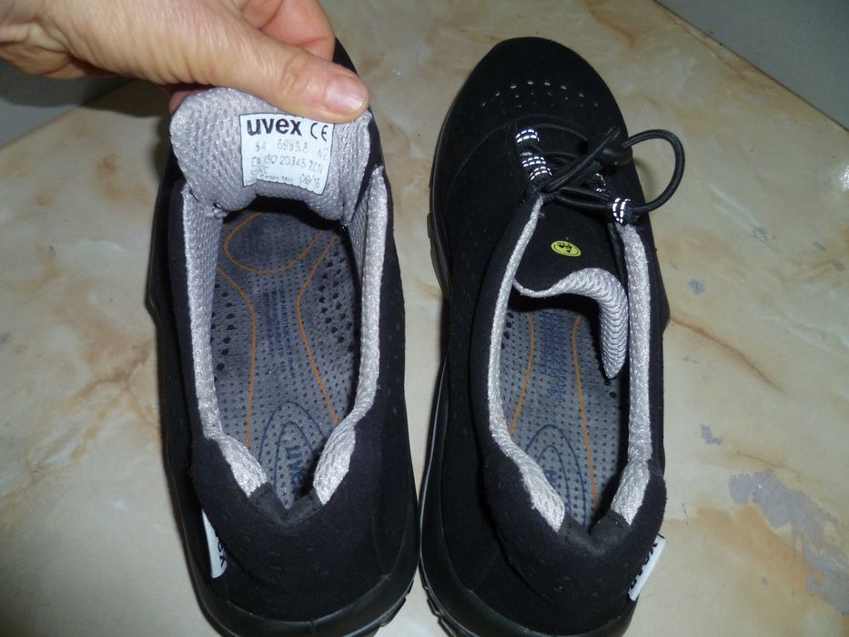 UVEX работни обувки