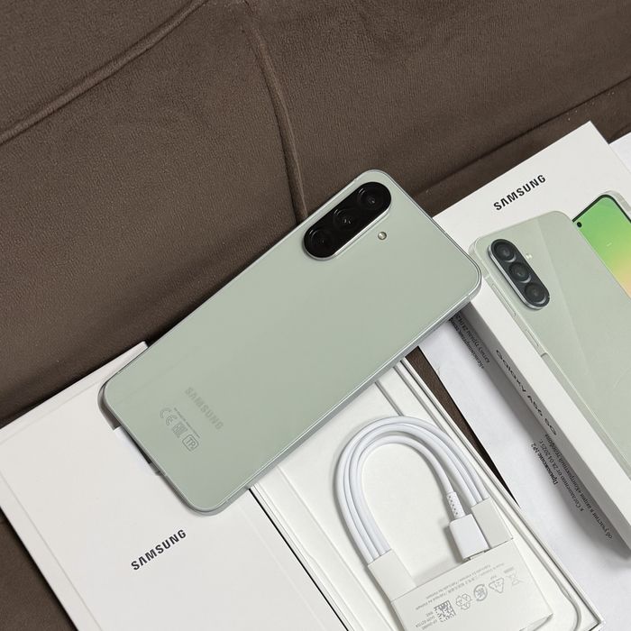 Samsung A56/256GB/на Гарантии