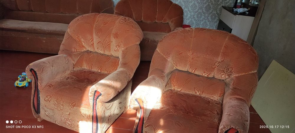 Продается   диван