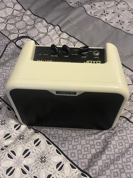 Бас гитара с комбиком