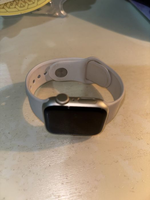Apple Watch SE 2 Gen