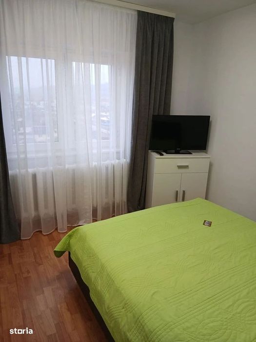 Apartament 3 camere, de închiriat, zona Terezian